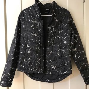 xs the north face puffer jacket
